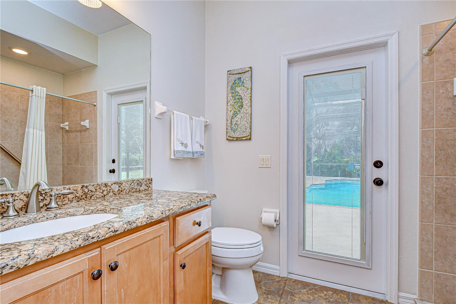 Image 31 of 42 For 5612 Eagleglen Place