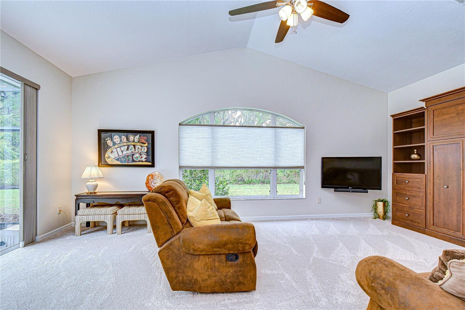 Image 32 of 42 For 5612 Eagleglen Place