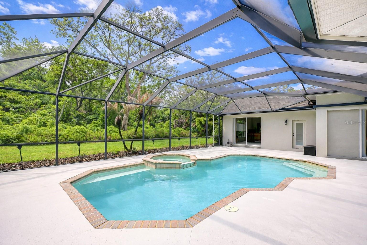 Image 39 of 42 For 5612 Eagleglen Place