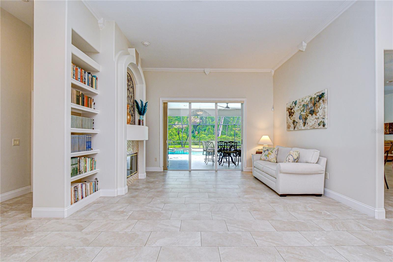 Image 9 of 42 For 5612 Eagleglen Place