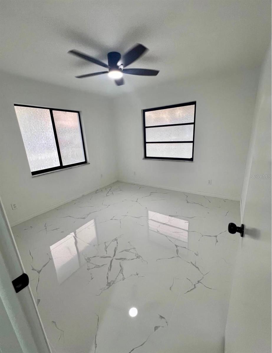 Image 6 of 10 For 2101 Hibiscus Road