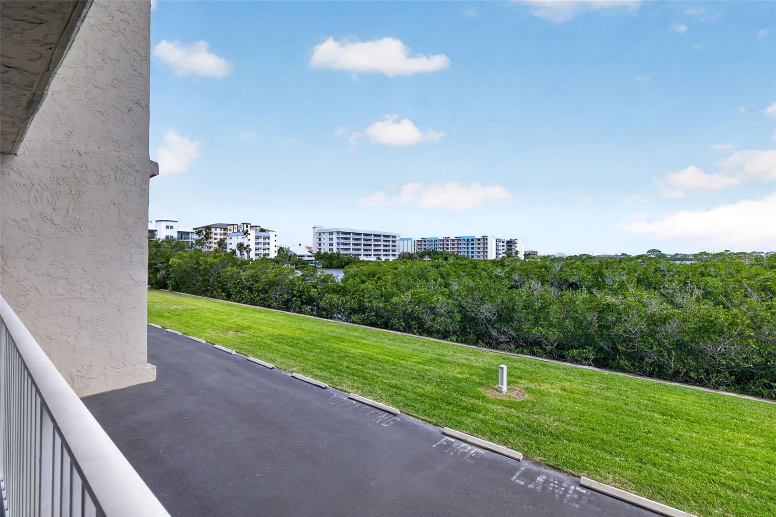 Image 28 of 28 For 19451 Gulf Boulevard 204