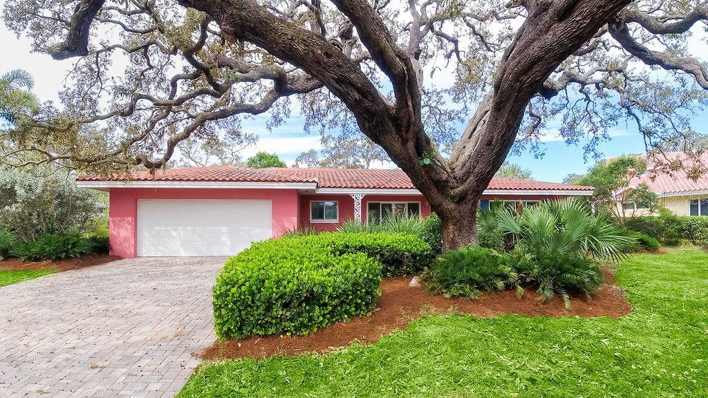 Image 2 of 27 For 308 Palmetto Lane