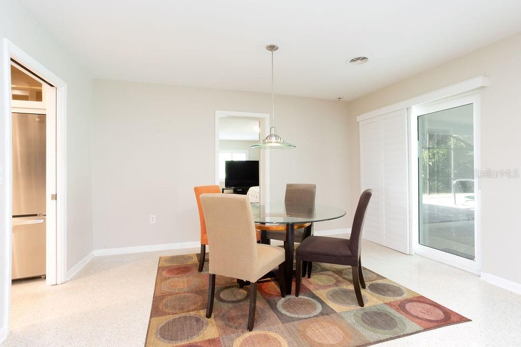 Image 8 of 27 For 308 Palmetto Lane