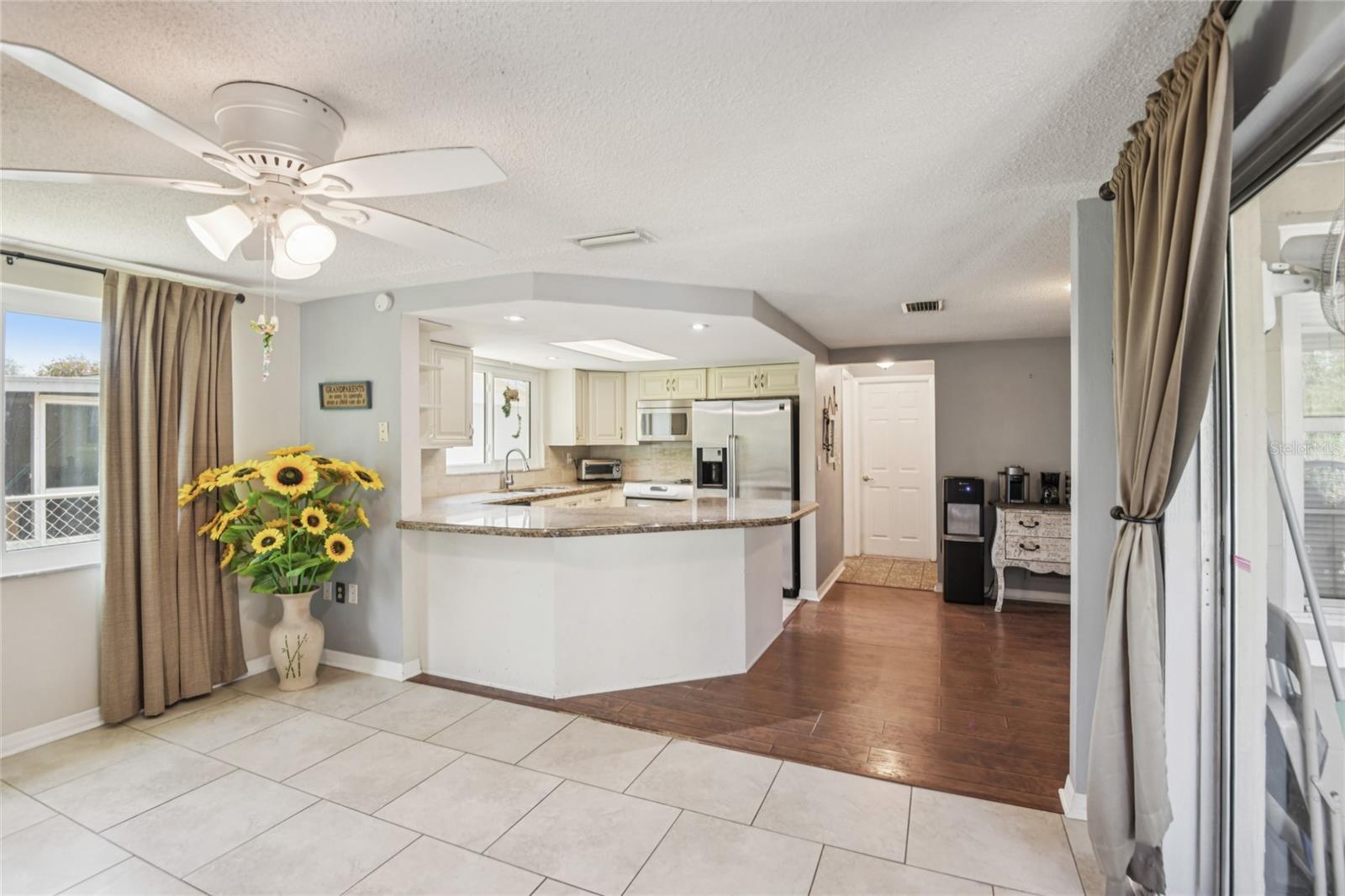 Image 12 of 50 For 1714 Springdale Drive