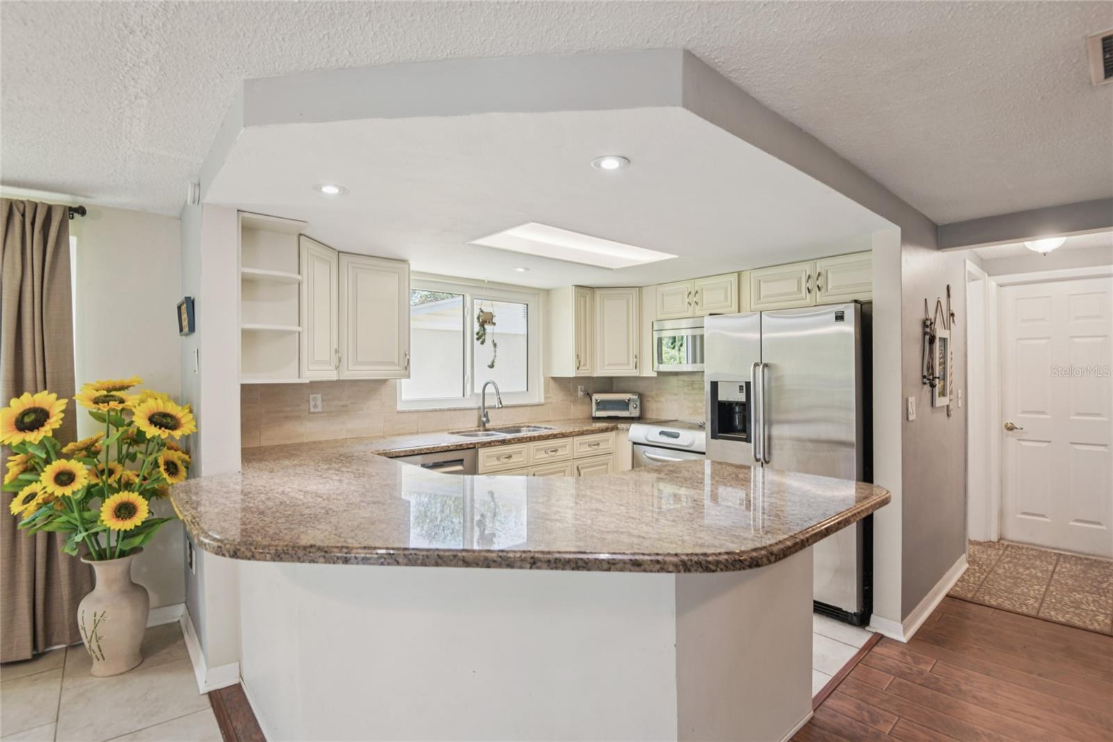 Image 13 of 50 For 1714 Springdale Drive