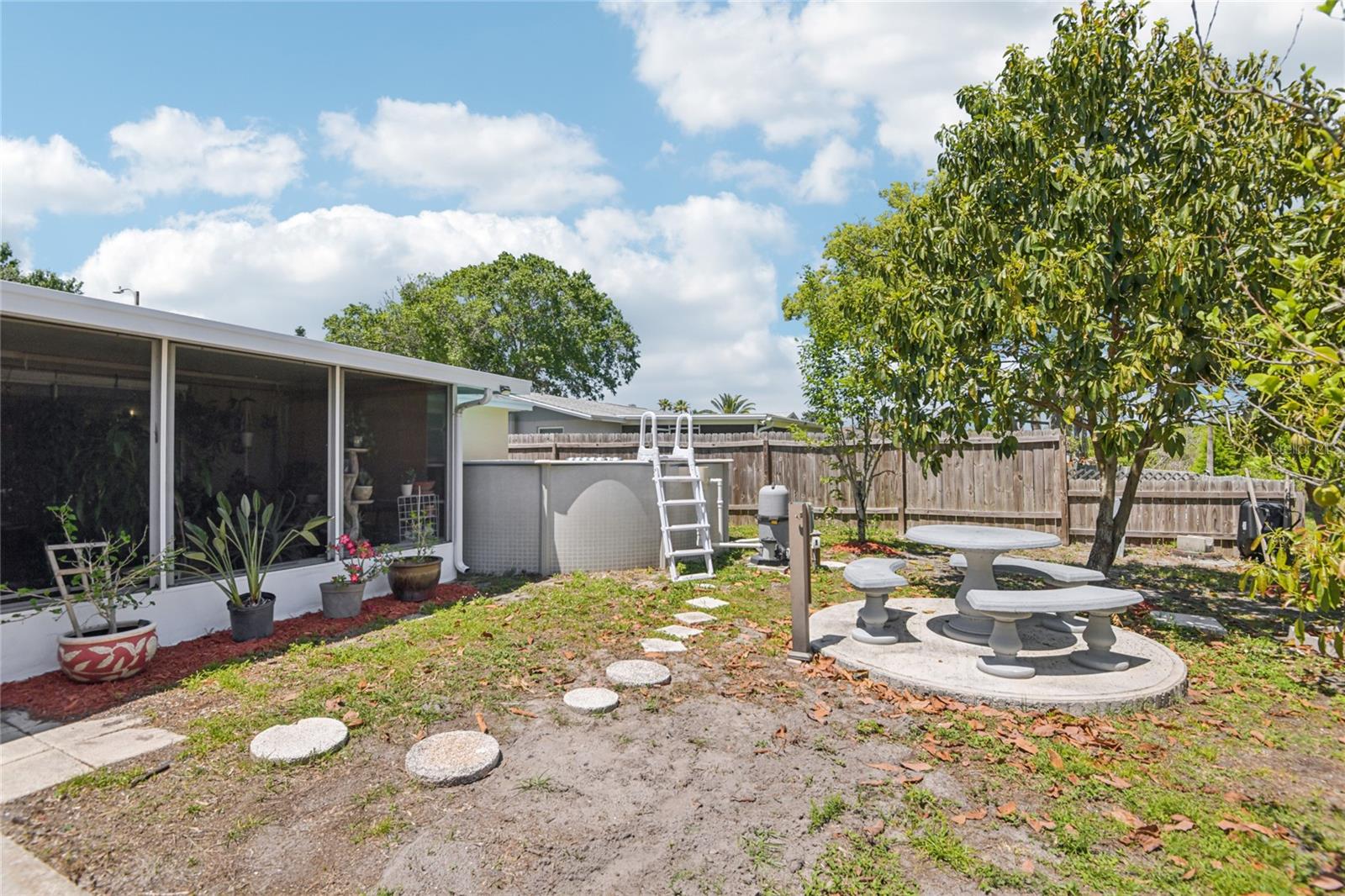 Image 31 of 50 For 1714 Springdale Drive