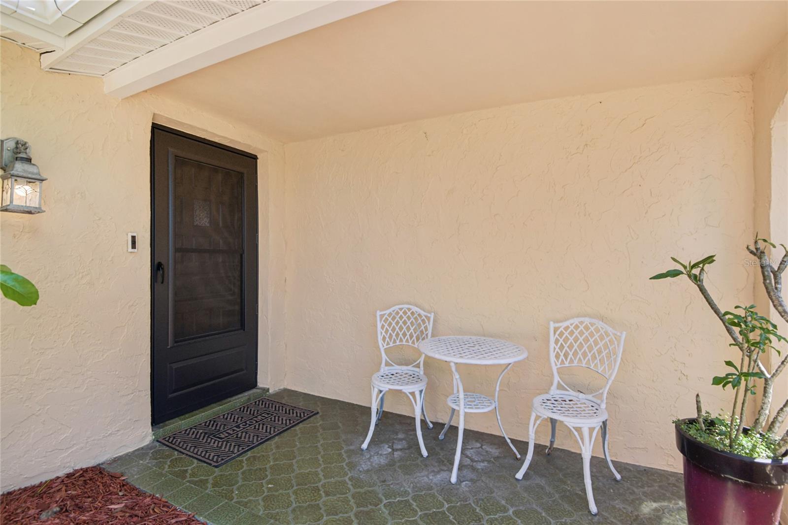 Image 4 of 50 For 1714 Springdale Drive