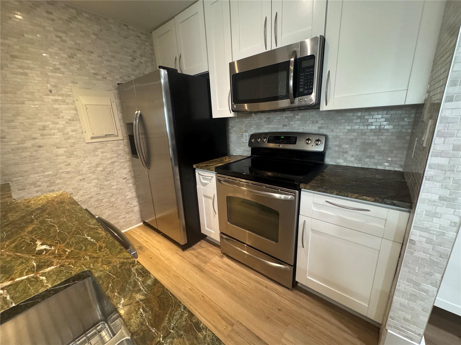 Image 18 of 48 For 1400 Gandy Boulevard N 1013