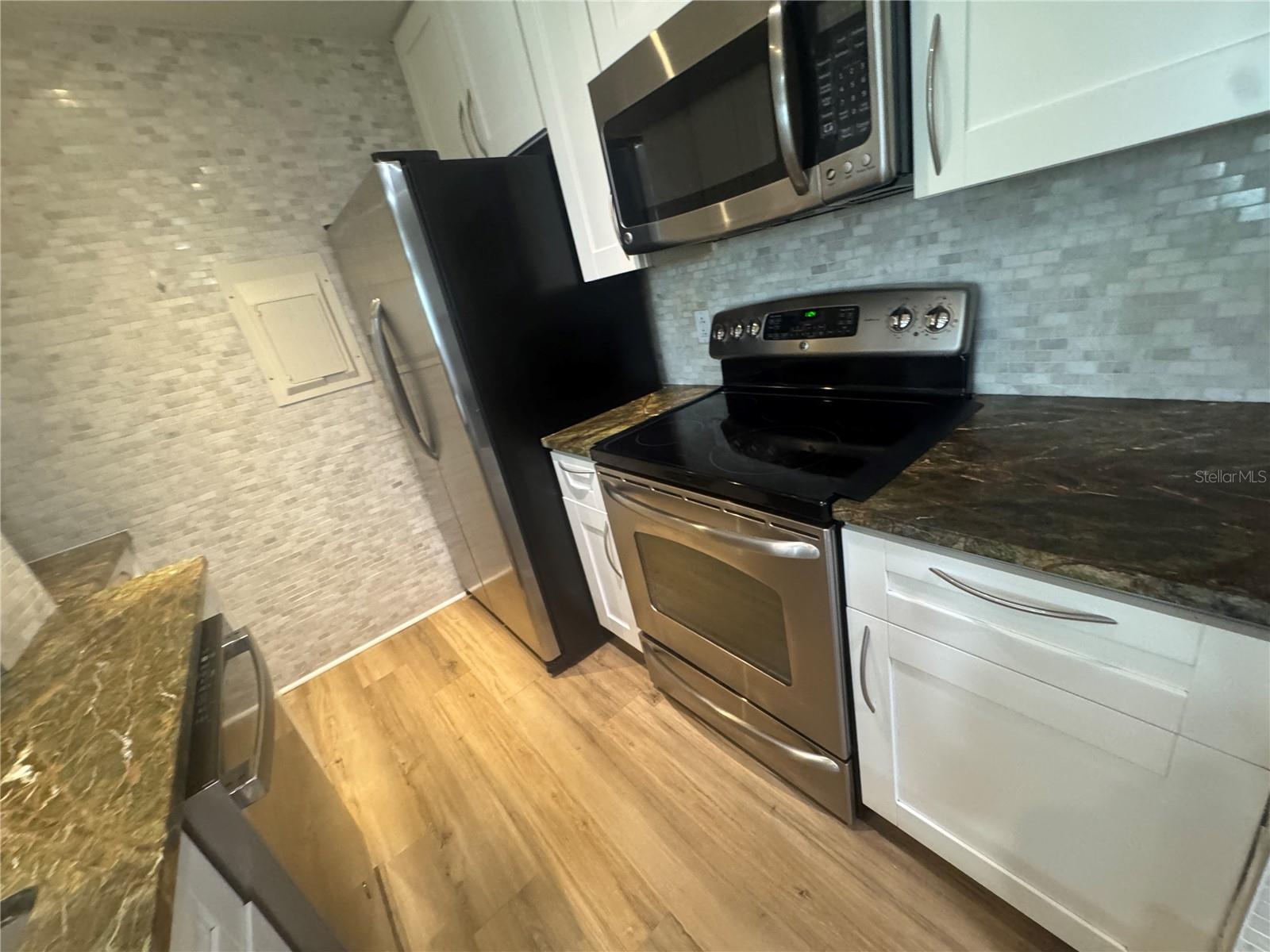 Image 20 of 48 For 1400 Gandy Boulevard N 1013