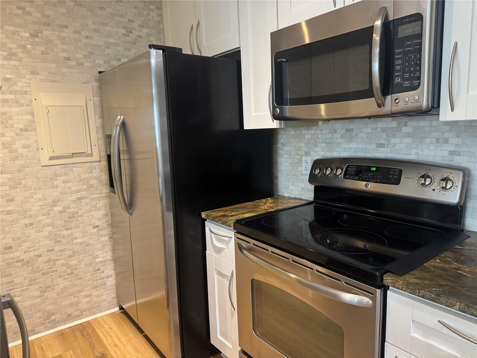 Image 28 of 48 For 1400 Gandy Boulevard N 1013