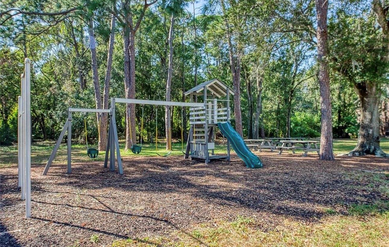 Image 46 of 48 For 1400 Gandy Boulevard N 1013