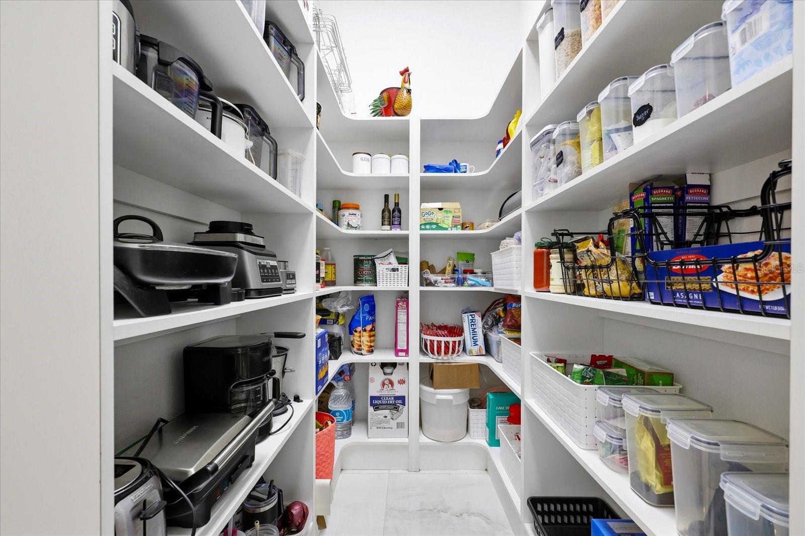 Listing photo id 30 for 8459 Harvey Walden Drive