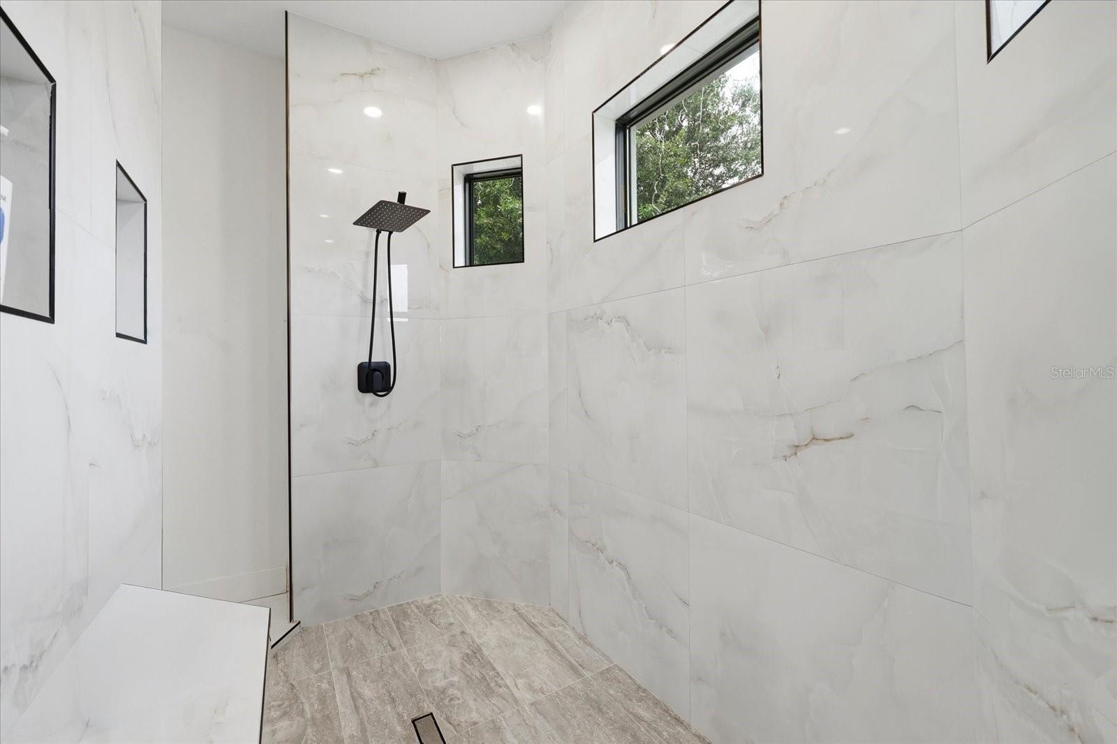 Listing photo id 40 for 8459 Harvey Walden Drive