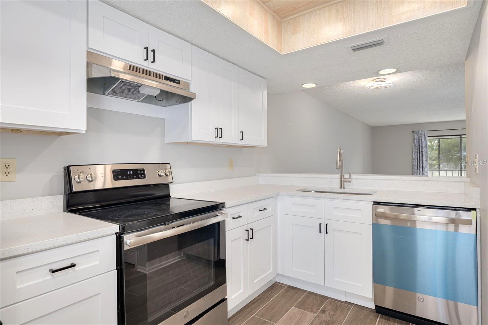 Image 11 of 31 For 218 Caryl Way