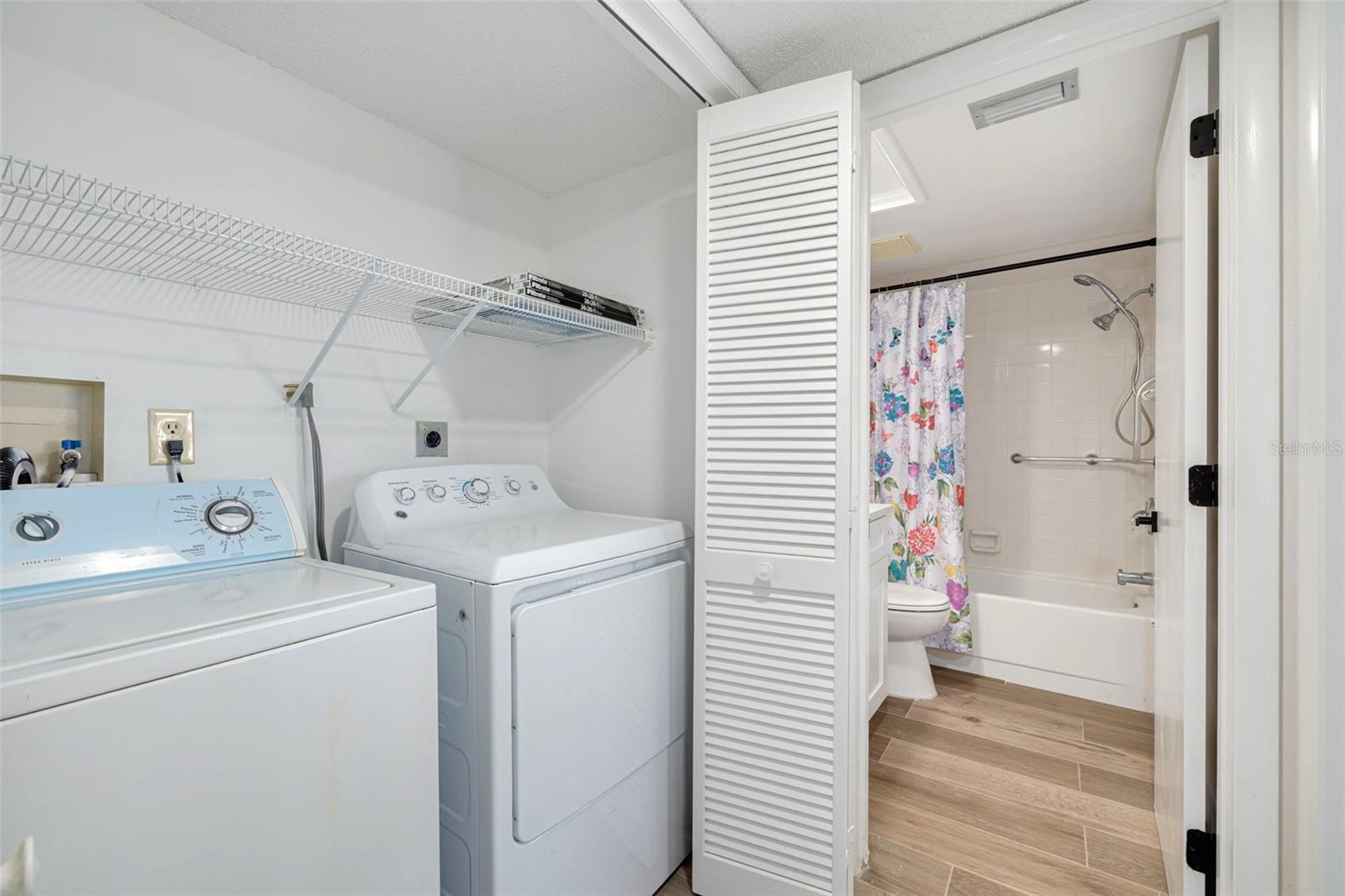 Image 13 of 31 For 218 Caryl Way