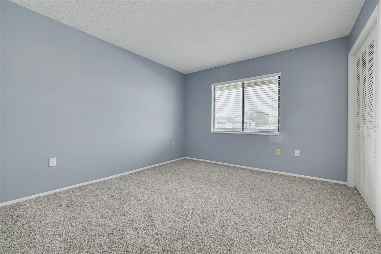 Image 17 of 31 For 218 Caryl Way