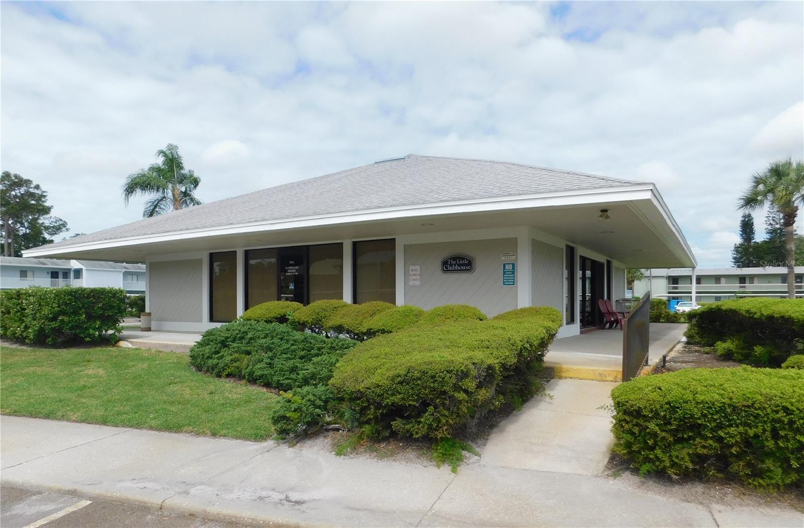 Image 29 of 31 For 218 Caryl Way