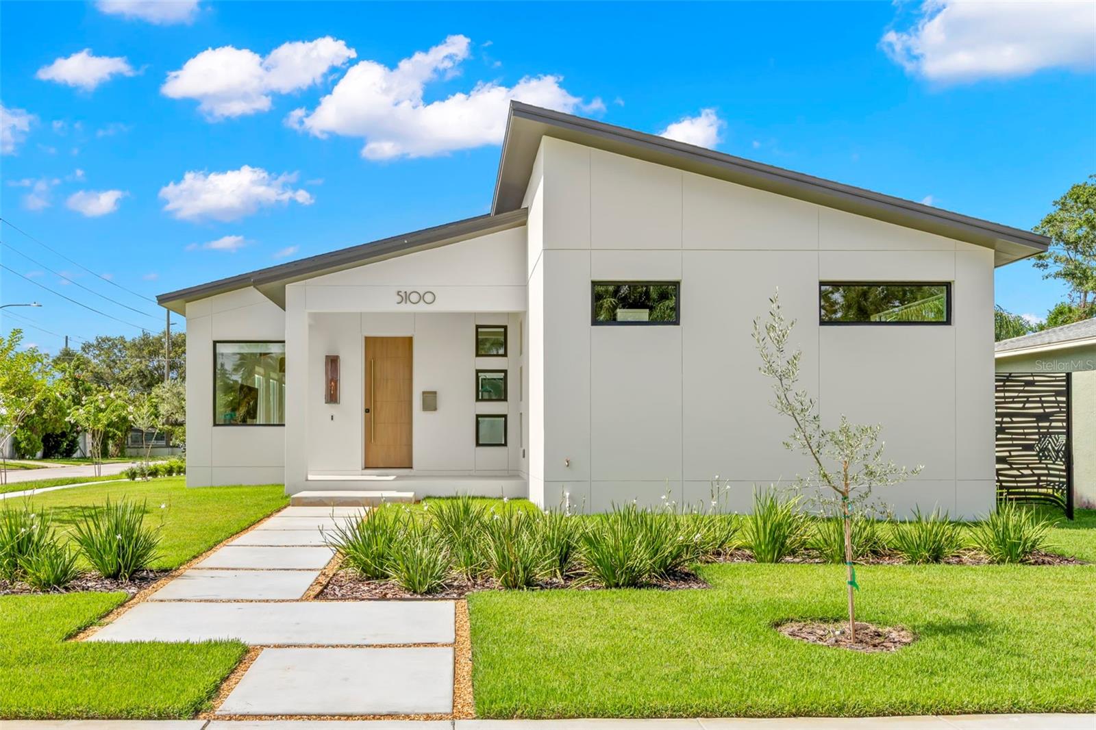 Image 3 of 49 For 150 51st Street N