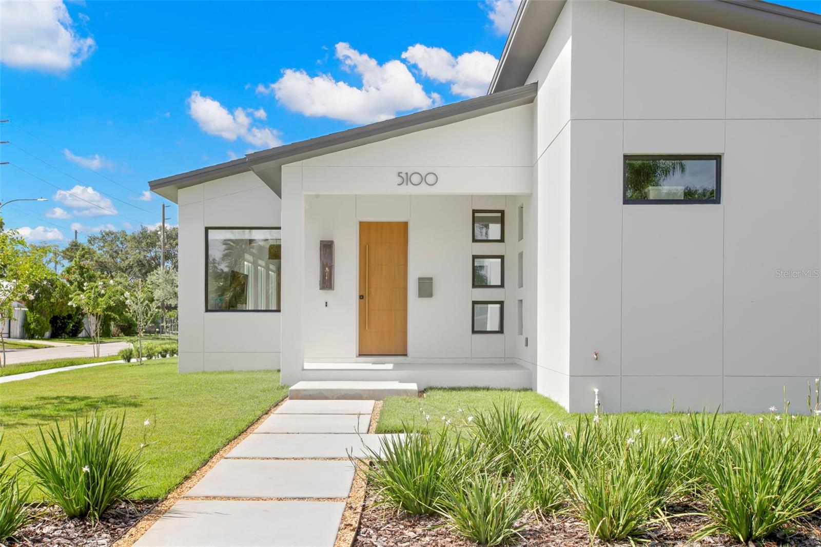 Image 4 of 49 For 150 51st Street N