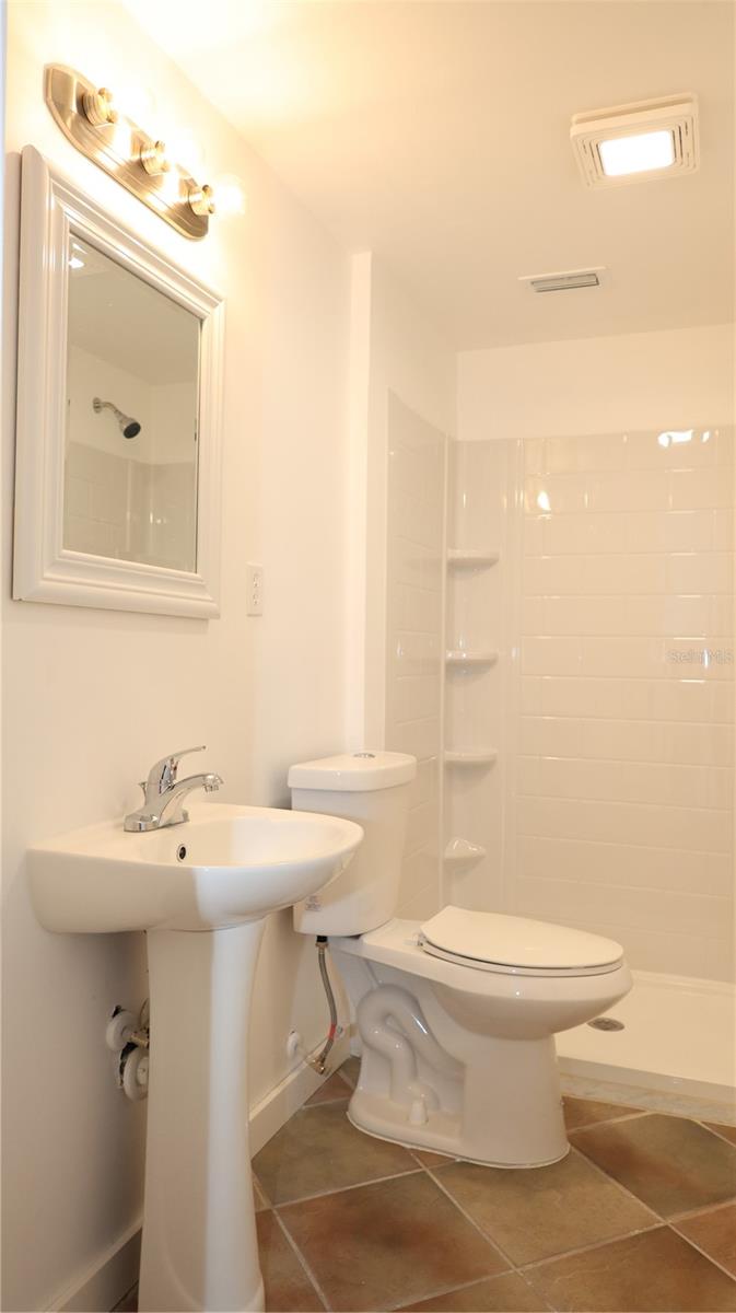 Image 4 of 18 For 5646 Quist Drive