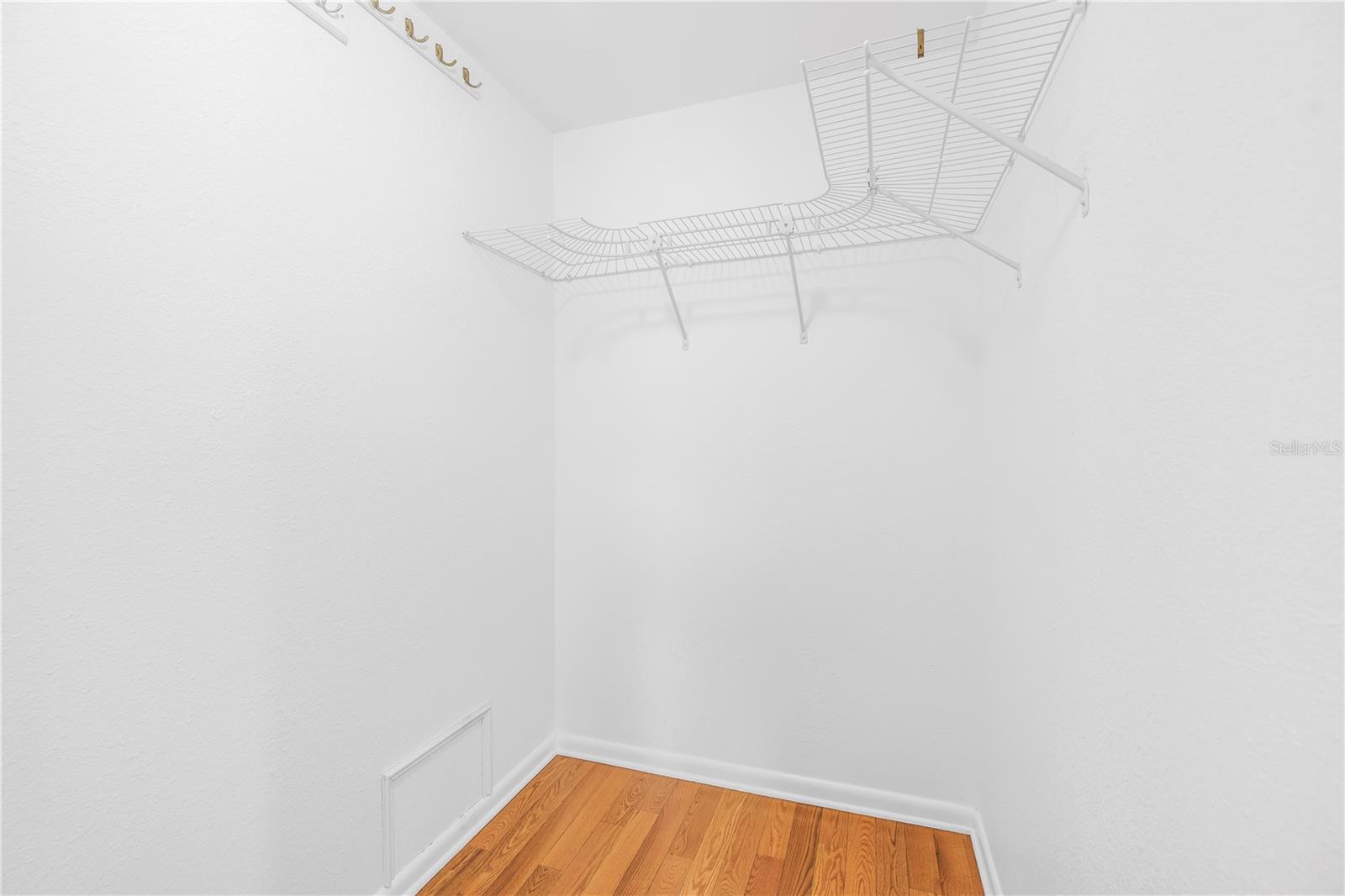 Image 22 of 49 For 4505 Hallam Hill Lane