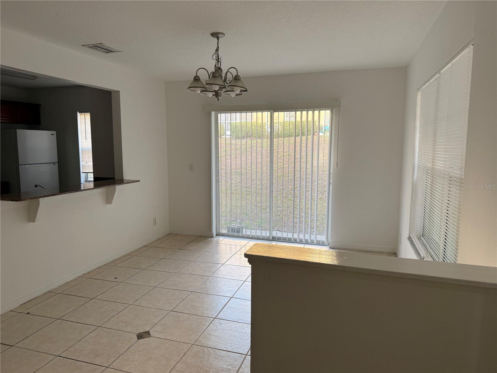 Image 3 of 11 For 201 Draw Bridge Ln