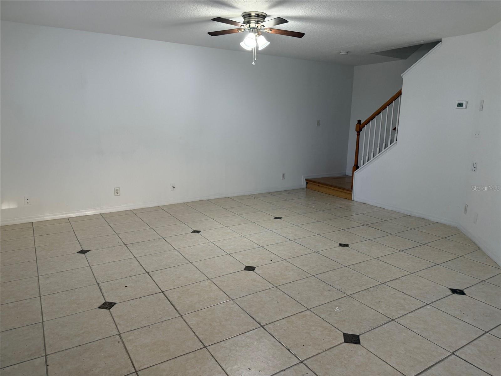 Image 4 of 11 For 201 Draw Bridge Ln