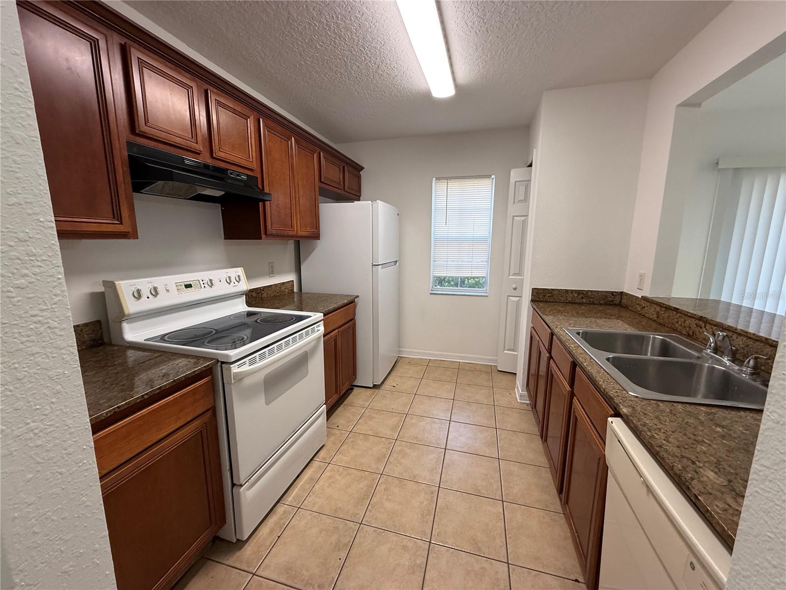 Image 5 of 11 For 201 Draw Bridge Ln