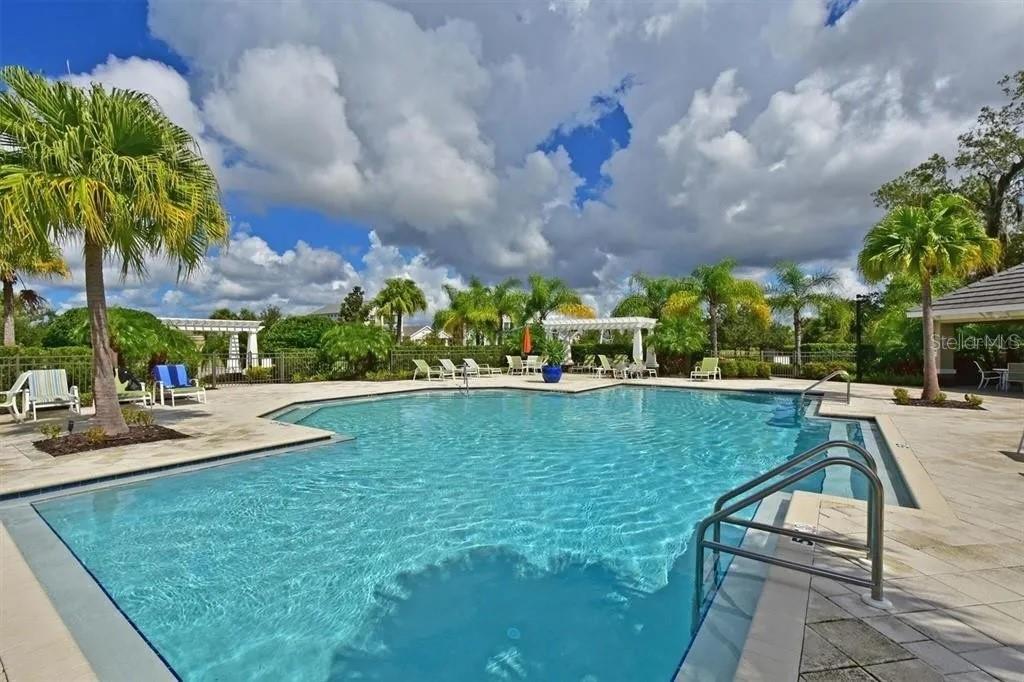 Image 19 of 30 For 4815 Woodbrook Drive