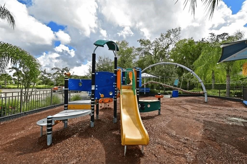 Image 27 of 30 For 4815 Woodbrook Drive