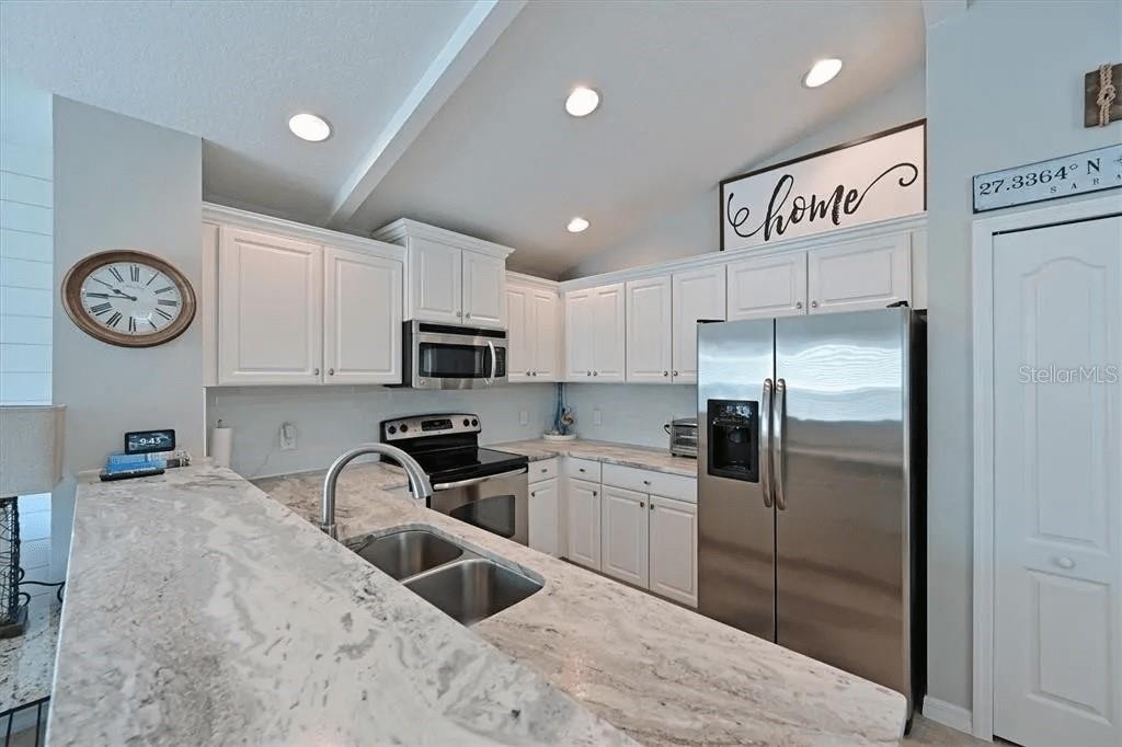 Image 7 of 30 For 4815 Woodbrook Drive