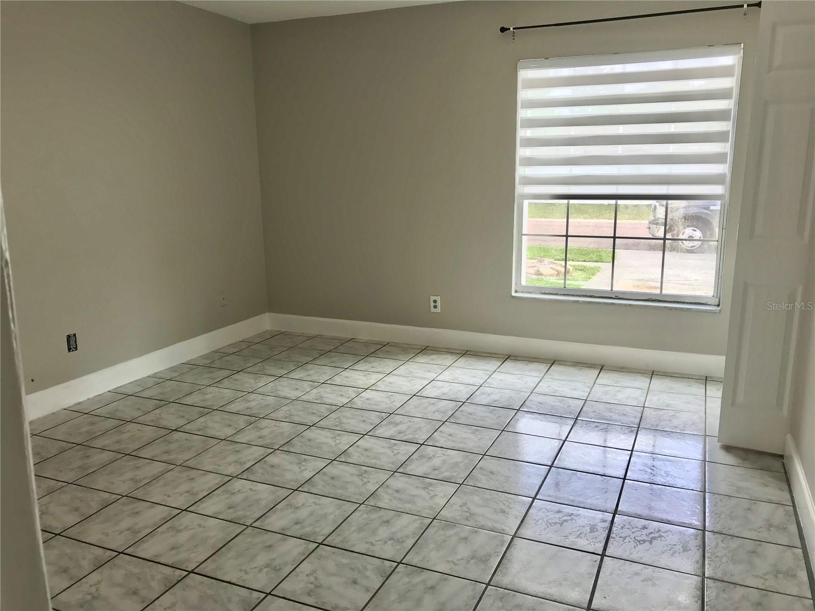 Image 12 of 25 For 11059 Springridge Drive