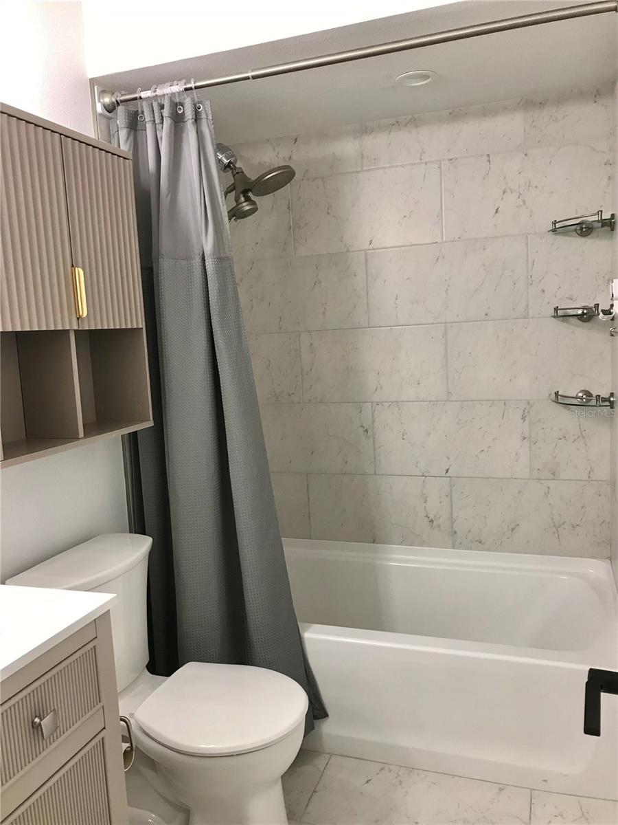 Image 15 of 25 For 11059 Springridge Drive