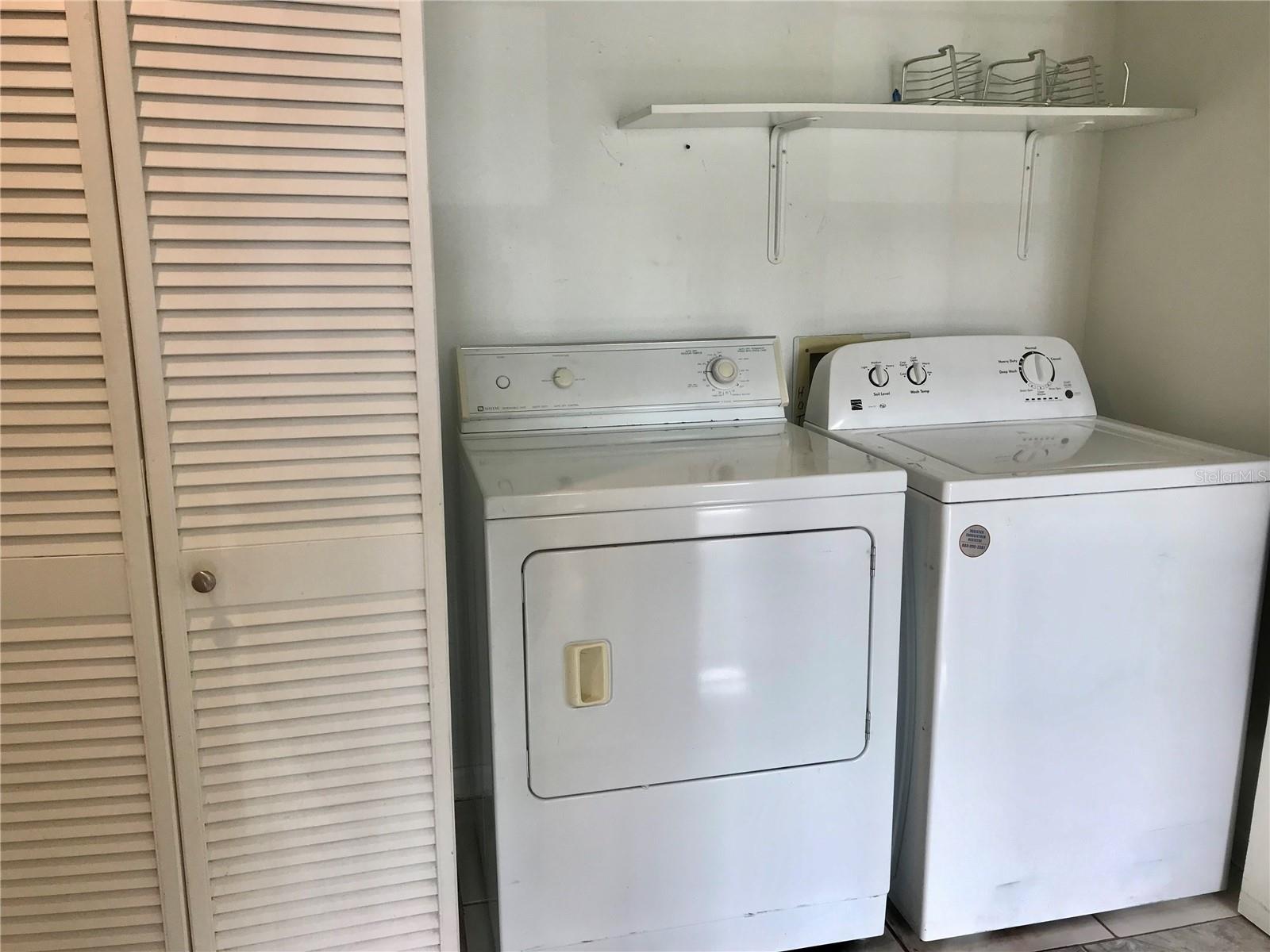 Image 17 of 25 For 11059 Springridge Drive