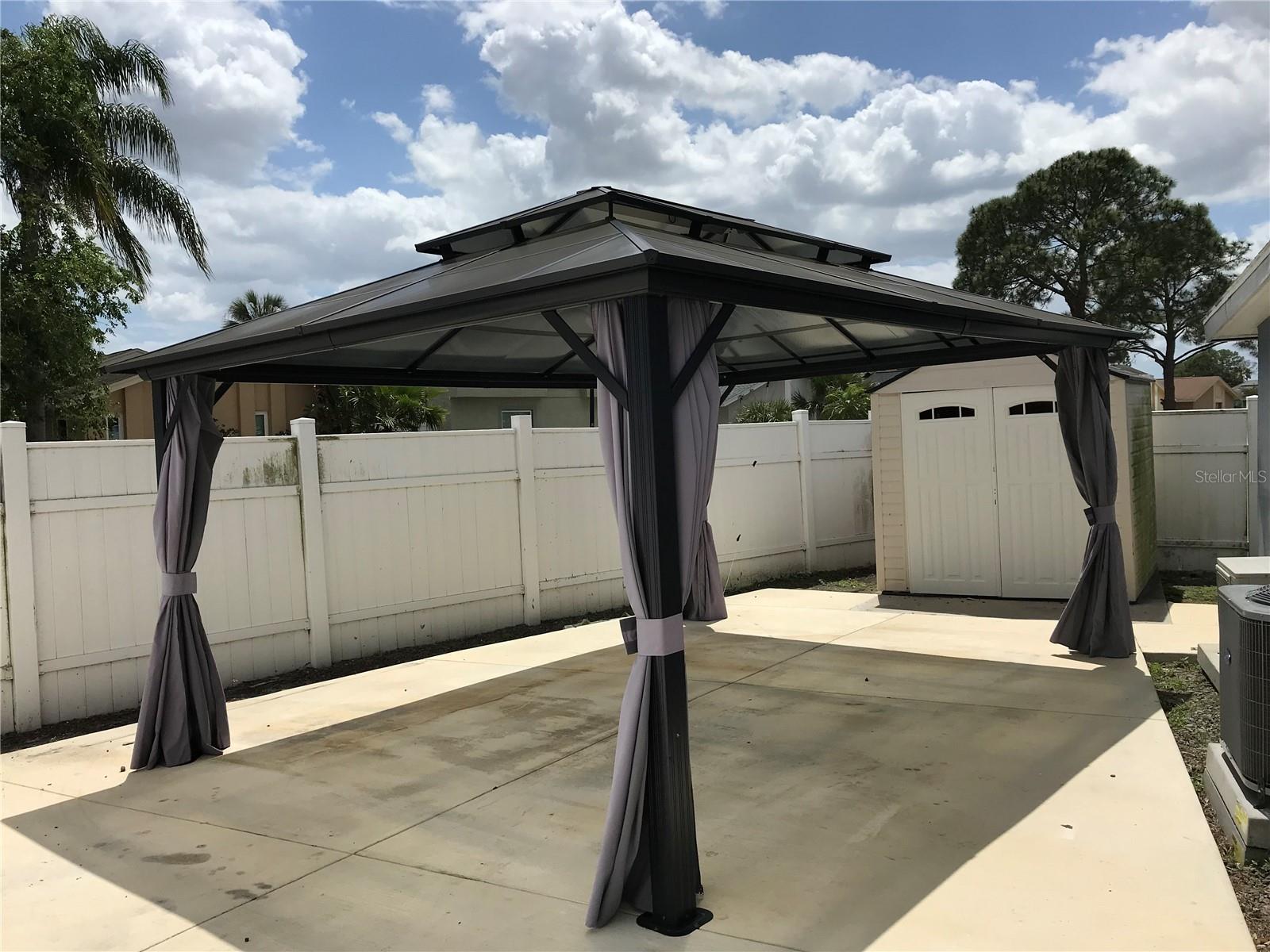 Image 21 of 25 For 11059 Springridge Drive