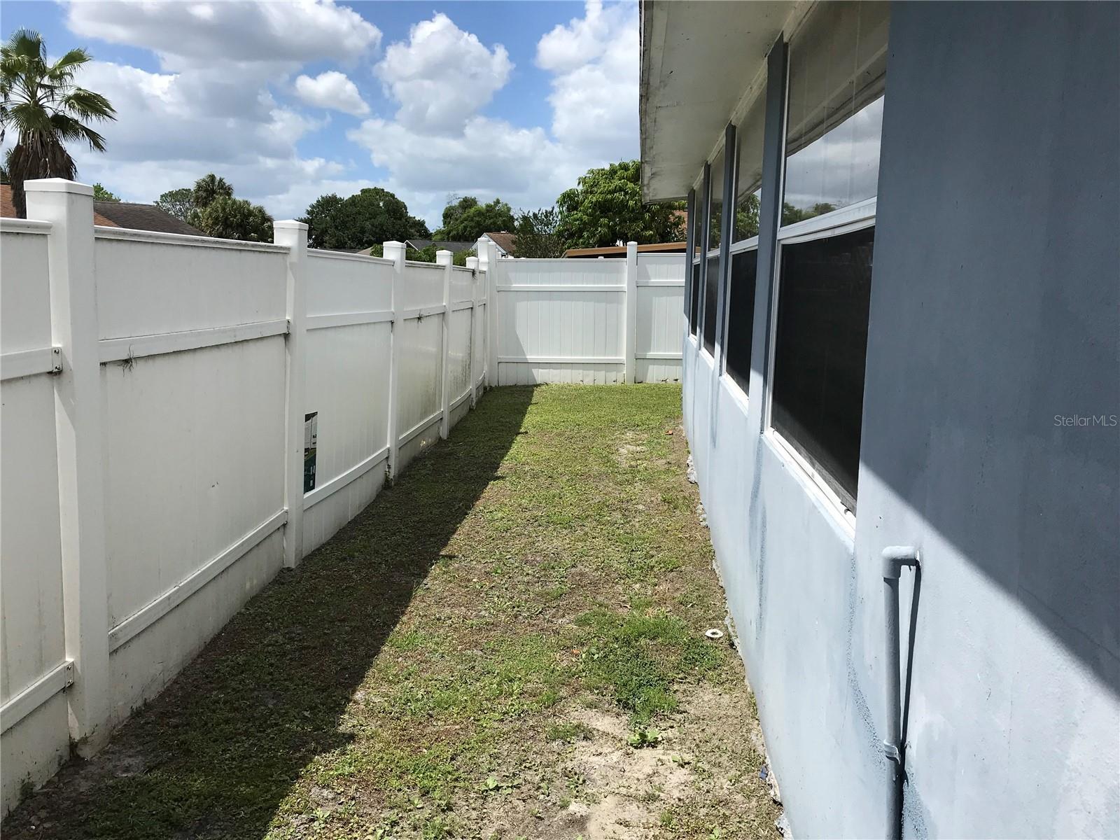 Image 24 of 25 For 11059 Springridge Drive