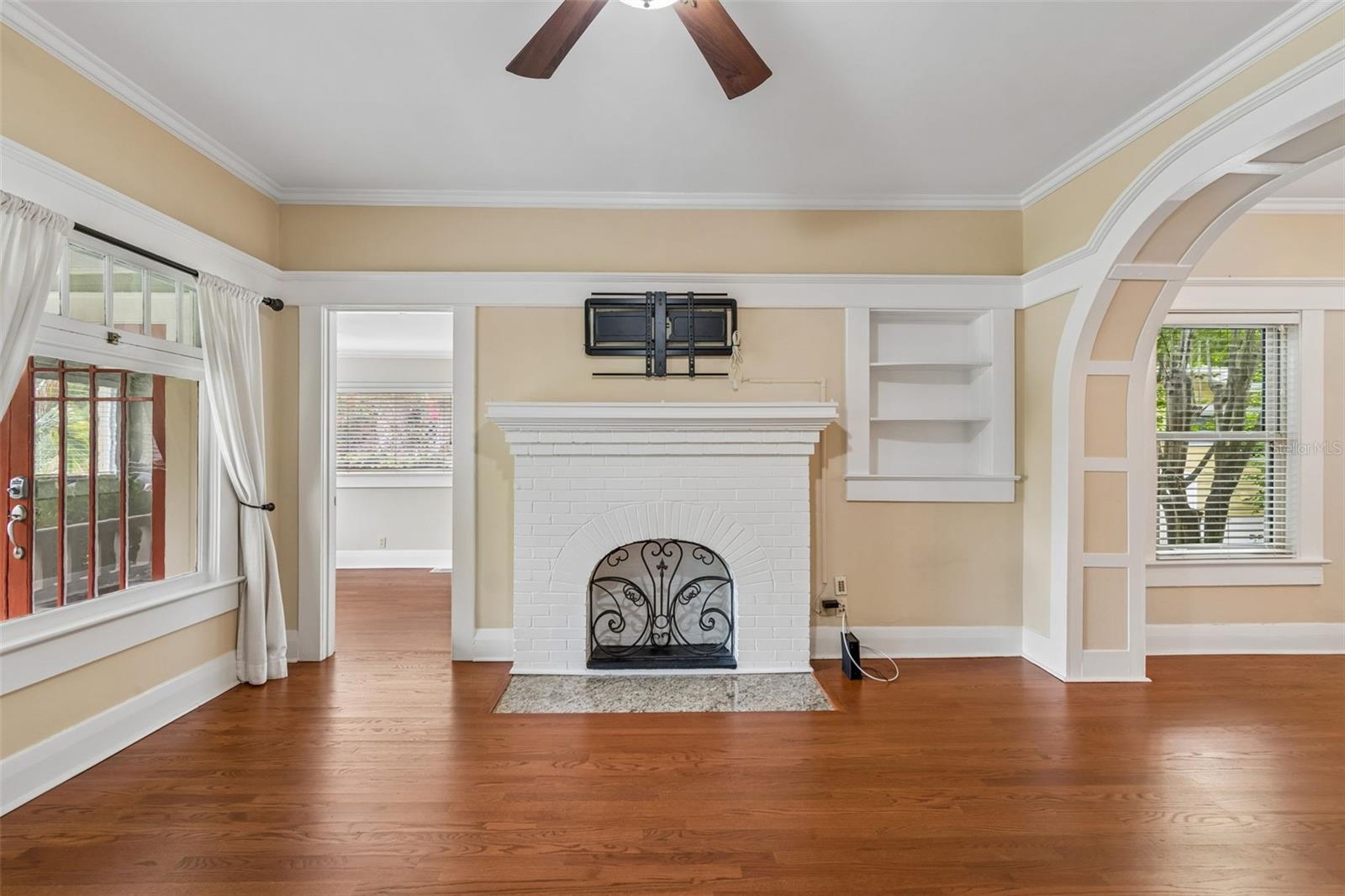 Image 12 of 57 For 1107 Horatio Street