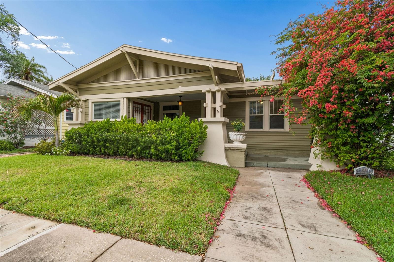 Image 2 of 57 For 1107 Horatio Street