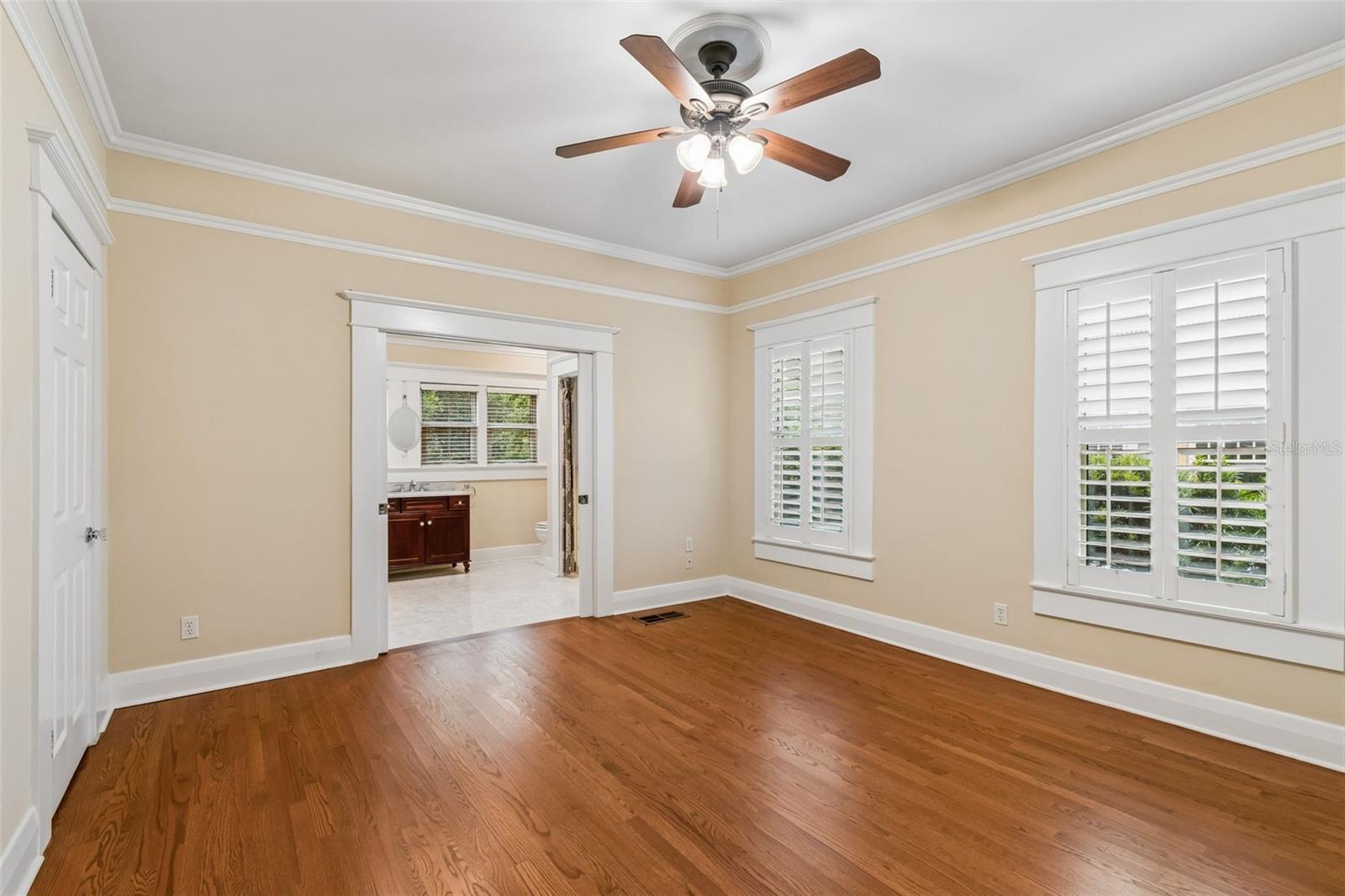 Image 24 of 57 For 1107 Horatio Street