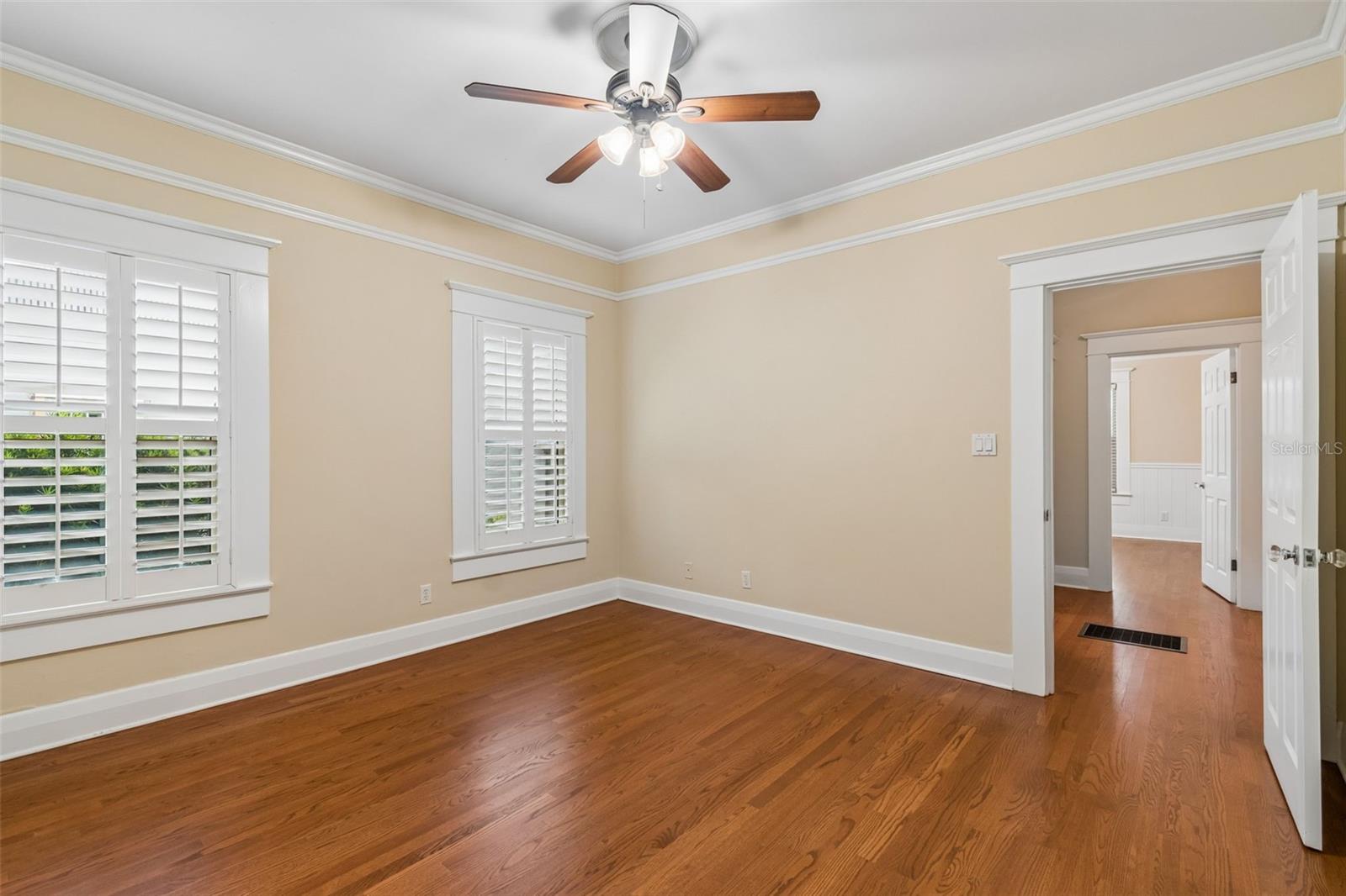 Image 27 of 57 For 1107 Horatio Street