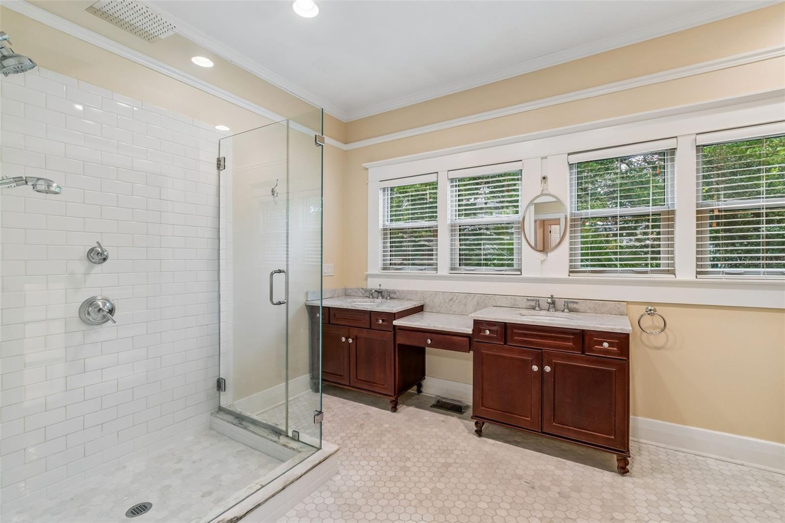 Image 28 of 57 For 1107 Horatio Street