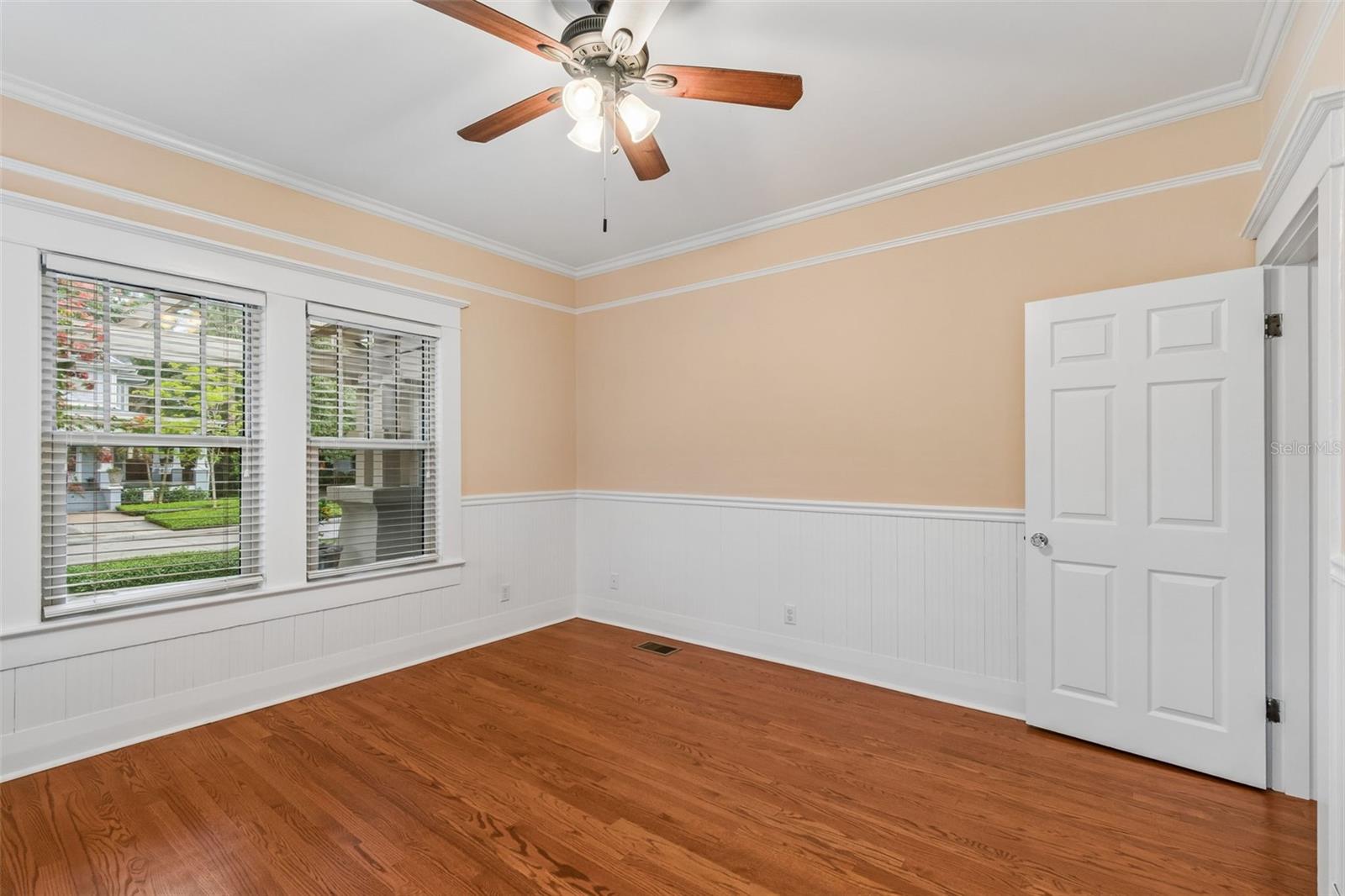 Image 38 of 57 For 1107 Horatio Street