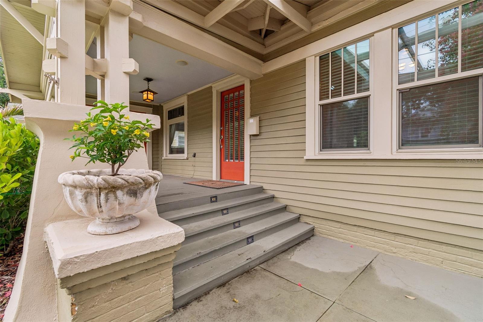 Image 4 of 57 For 1107 Horatio Street