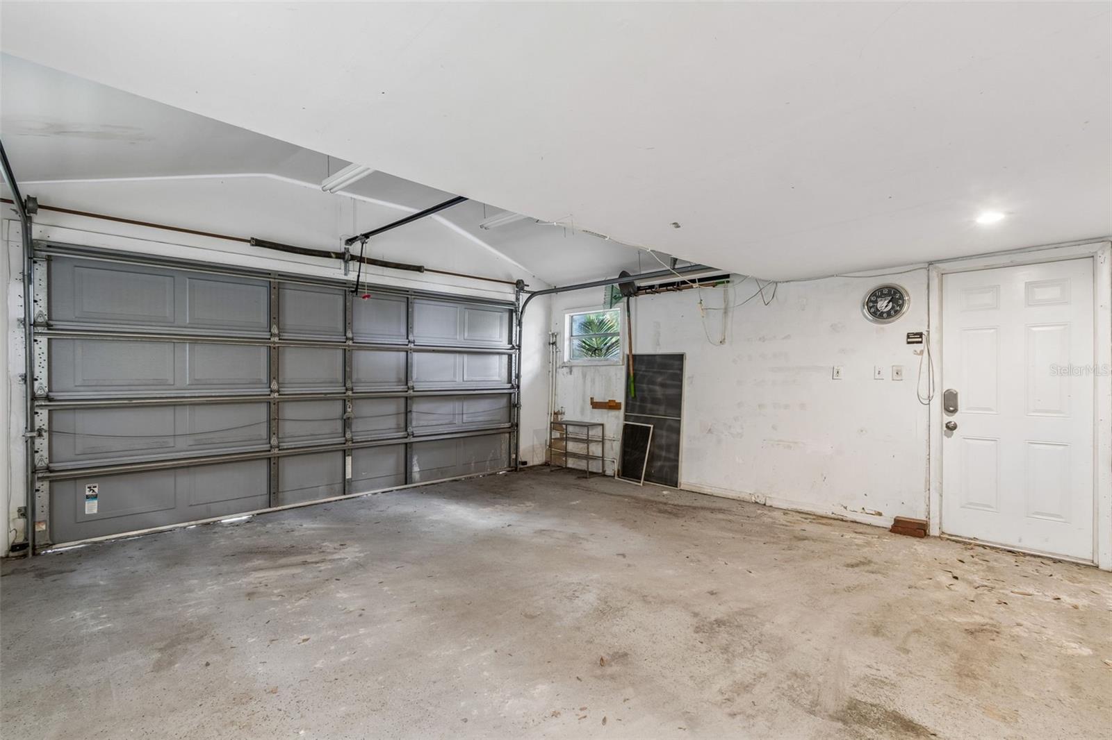 Image 43 of 57 For 1107 Horatio Street