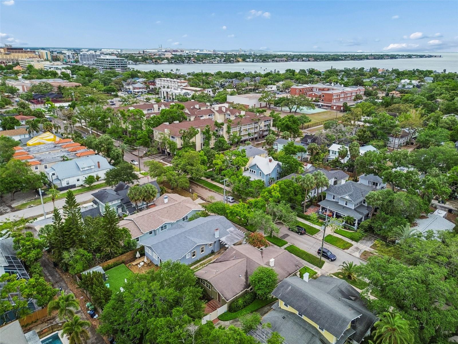 Image 53 of 57 For 1107 Horatio Street