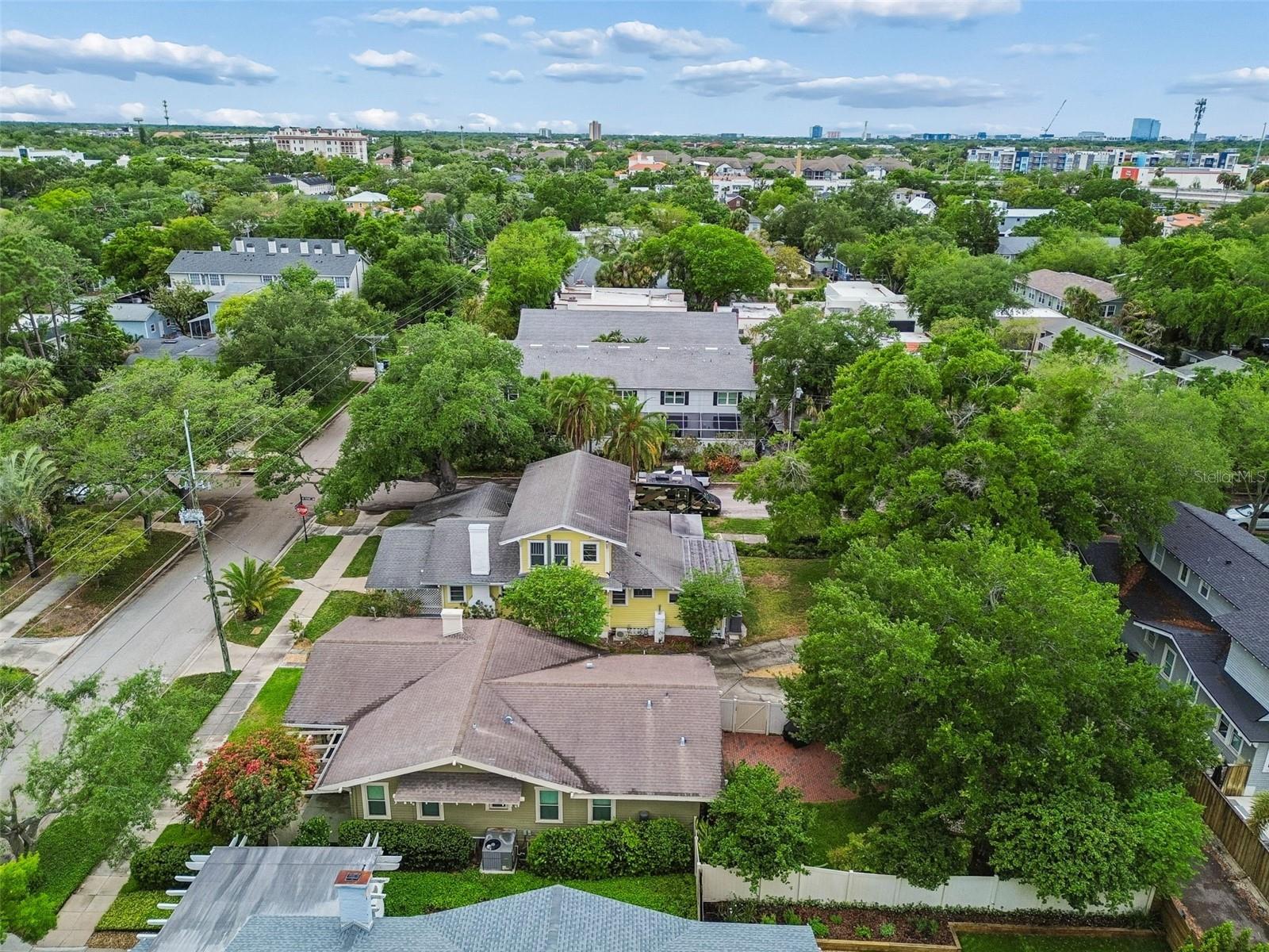 Image 56 of 57 For 1107 Horatio Street