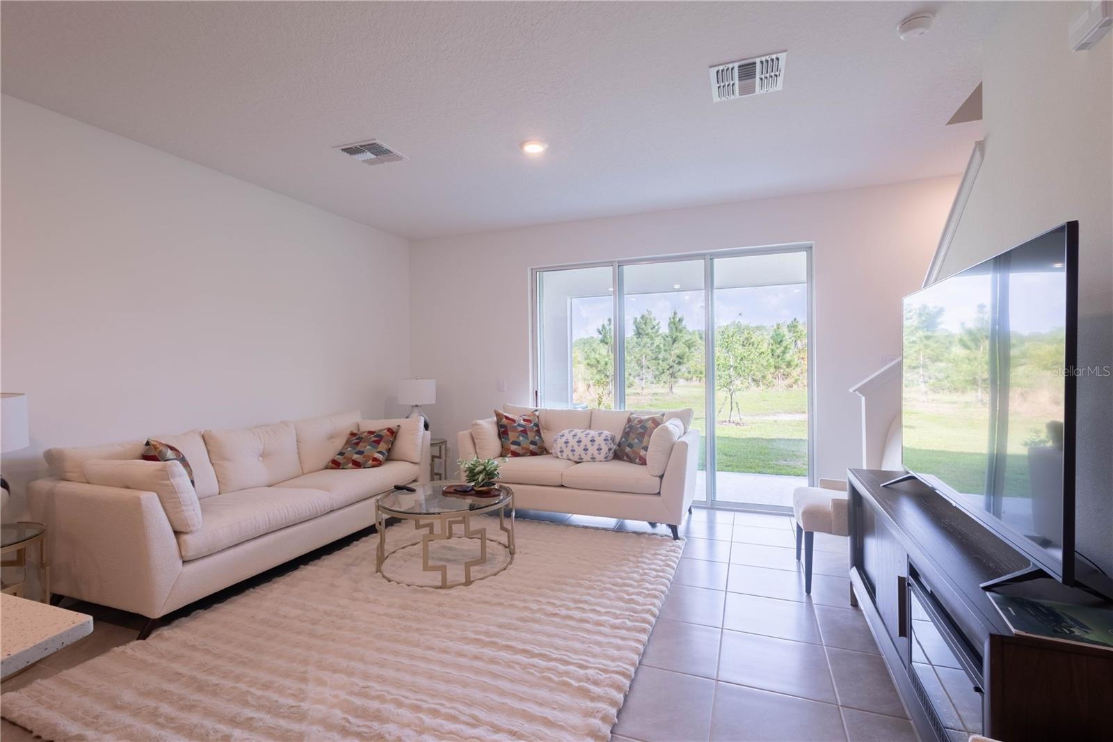 Image 13 of 35 For 11262 Crescent Deer Drive