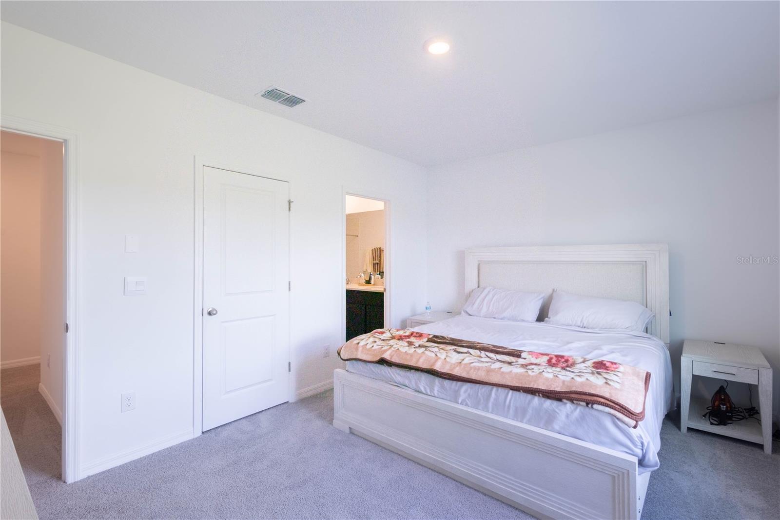 Image 21 of 35 For 11262 Crescent Deer Drive