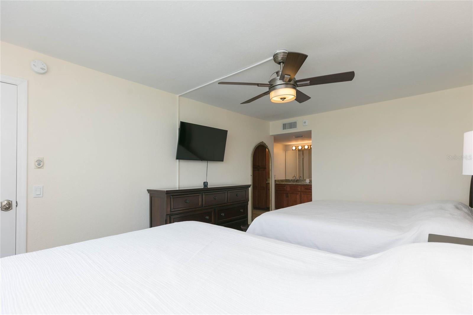 Image 20 of 44 For 5729 Puerta Del Sol Boulevard S 381